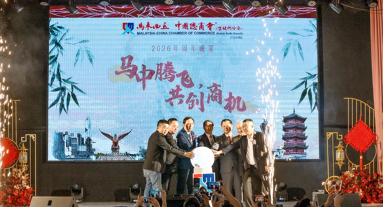合影_副本.jpg